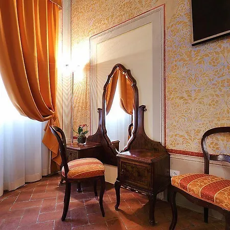 Uffizi Harmony فندق مبيت وإفطار فلورنس