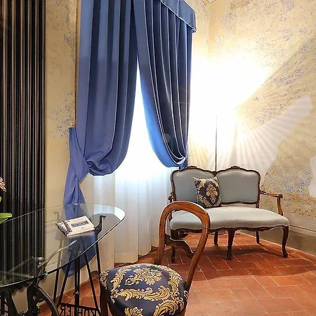فندق مبيت وإفطار Uffizi Harmony فلورنس